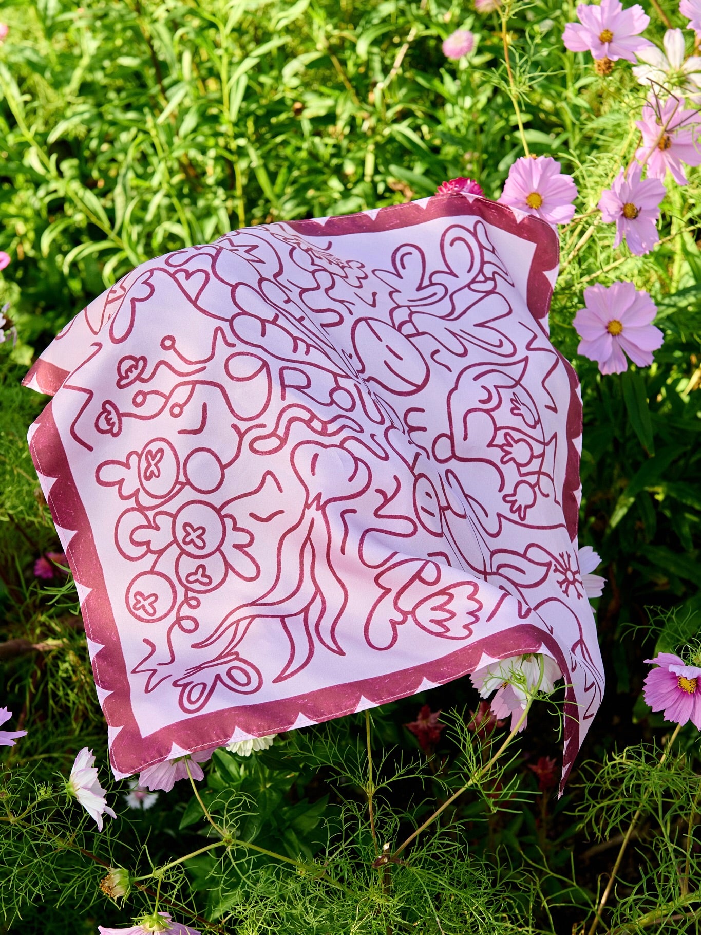 Hedvábný šátek Grounded