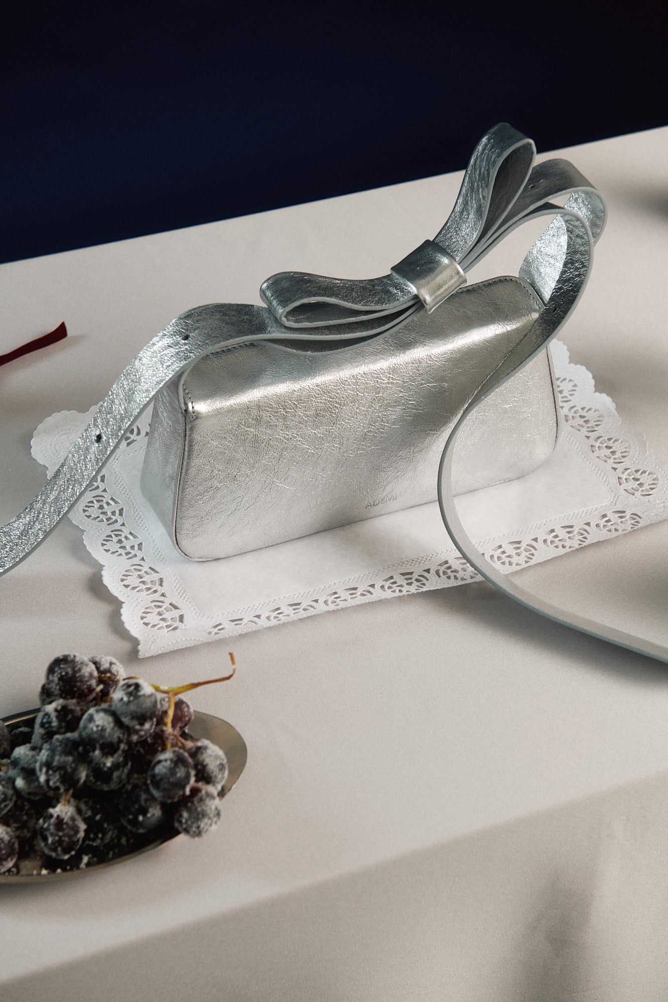 Pre-order Bow shoulder bag