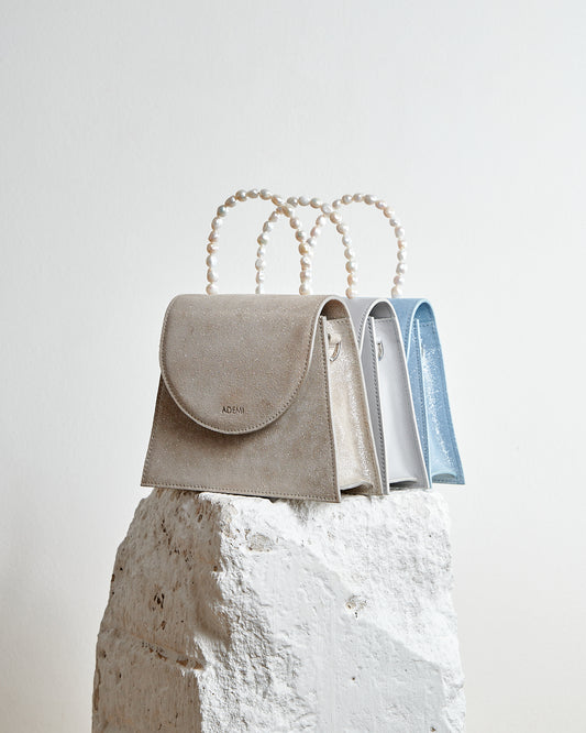 Pearl handle bag