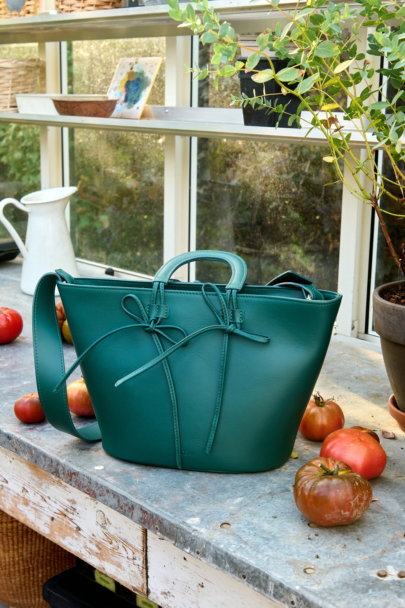Basket bow bag