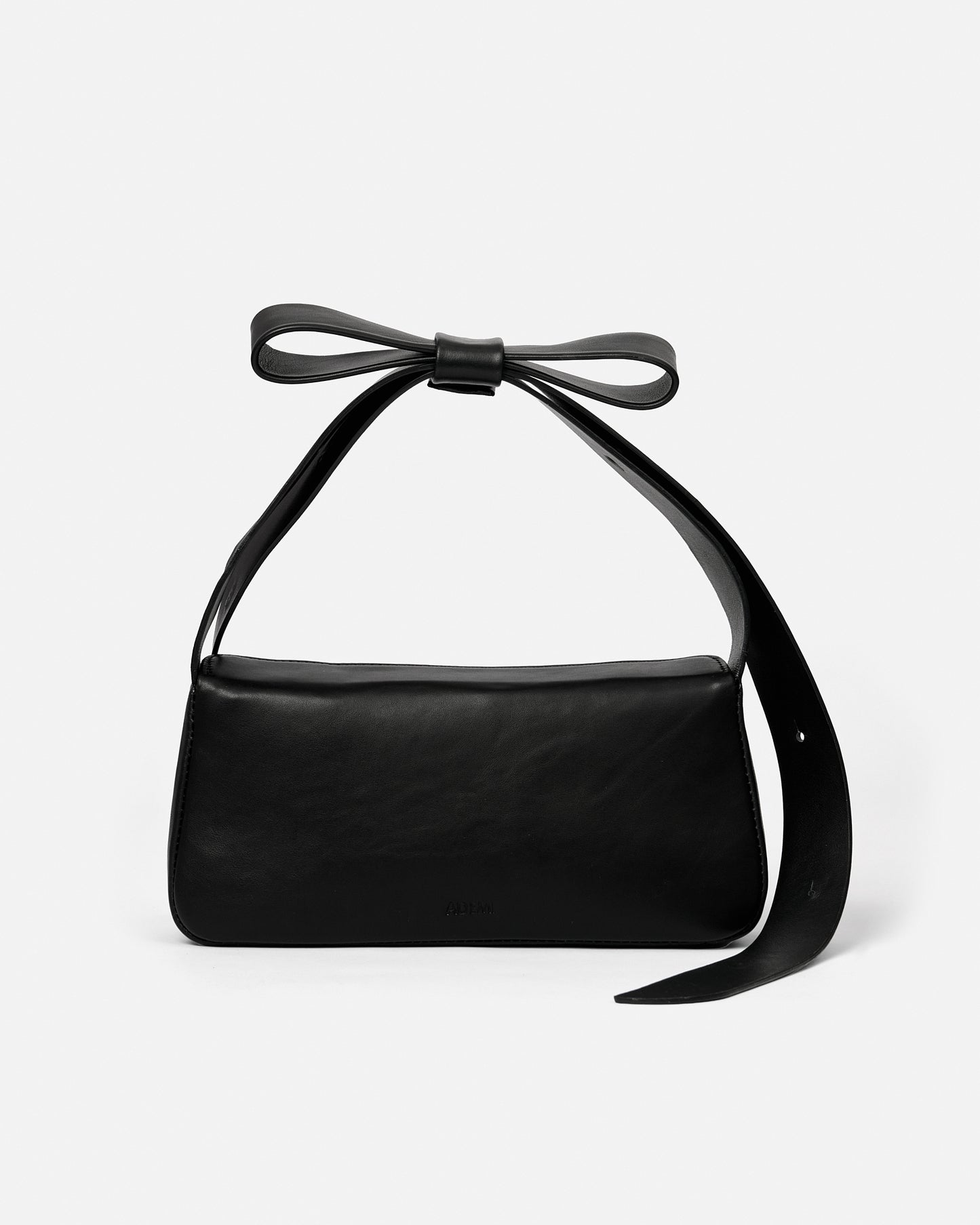 Bow shoulder bag