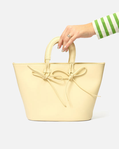 Basket bow bag