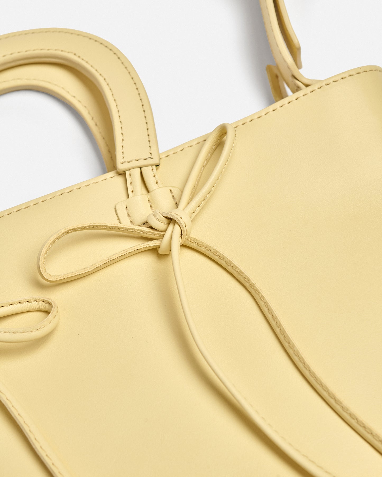 Basket bow bag