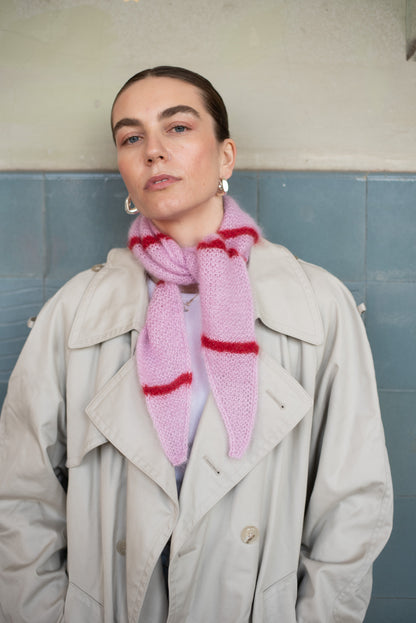 Triangle mohér scarf